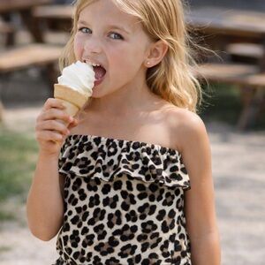 Flowers by Zoe 🐆 cheetah Patterned tube Top size M (8-10)